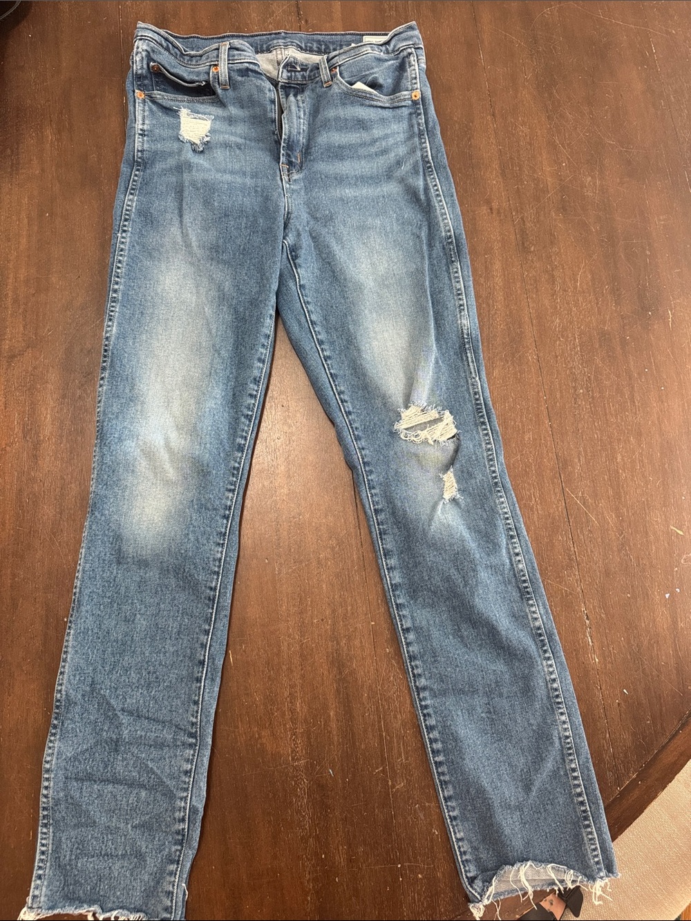 GAP Women's Light Blue Distressed Skinny Jeans